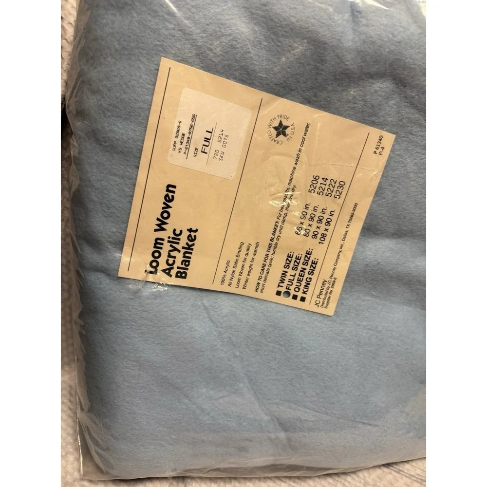 VNTG Wedgewood Loom Woven Satin Trim Full Size Winter Weight Blanket Light Blue